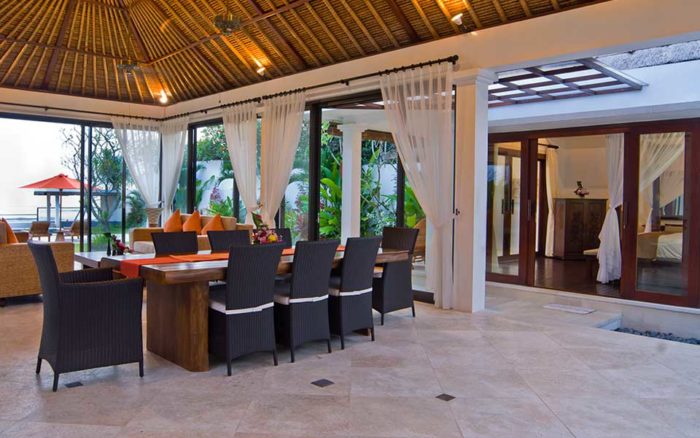 Candidasa Villa | Luxury 4 Bedrooms Beachfront Villa | Villa Kaniksa Bali